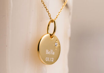 18celebration-litmoment-gold-memory-2-square
